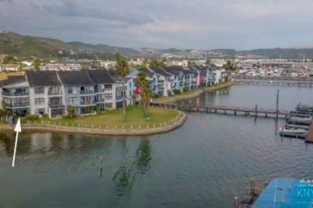 Waterfront Apartment Книсна Екстер'єр фото